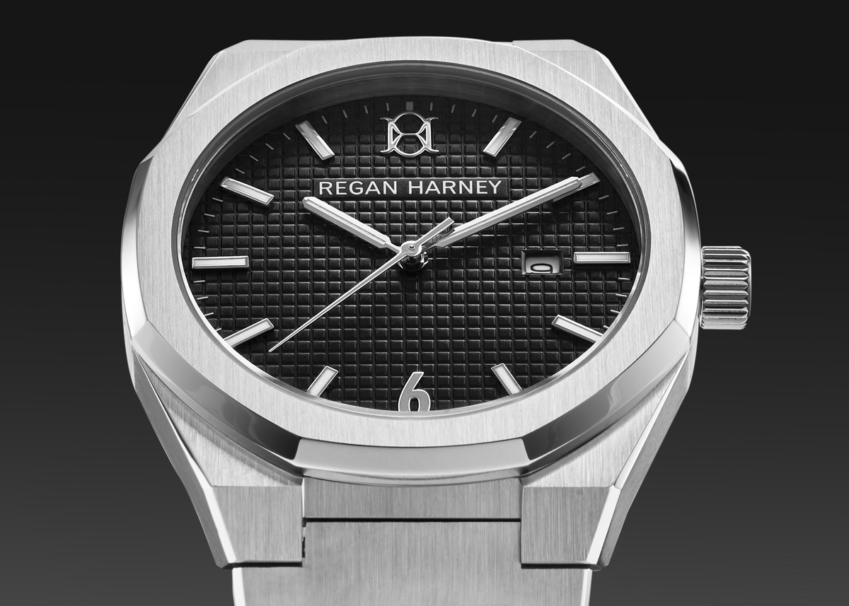 RH 02.01 REGAL BLACK